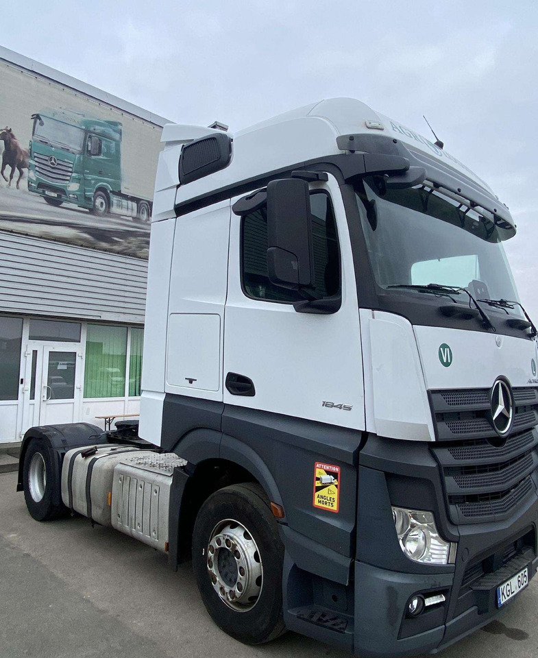 Mercedes-Benz ACTROS 1845 BIG SPACE - Dragbil: bild 2 Mercedes-Benz ACTROS 1845 BIG SPACE - Dragbil: bild 2