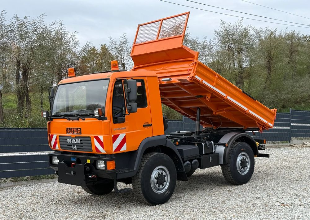 MAN * MAN 10-220 * Wywrotka Kiper Meiller * 4x4 * Zimowe Utrzymanie * Unimog * - Tippbil lastbil: bild 1 MAN * MAN 10-220 * Wywrotka Kiper Meiller * 4x4 * Zimowe Utrzymanie * Unimog * - Tippbil lastbil: bild 1