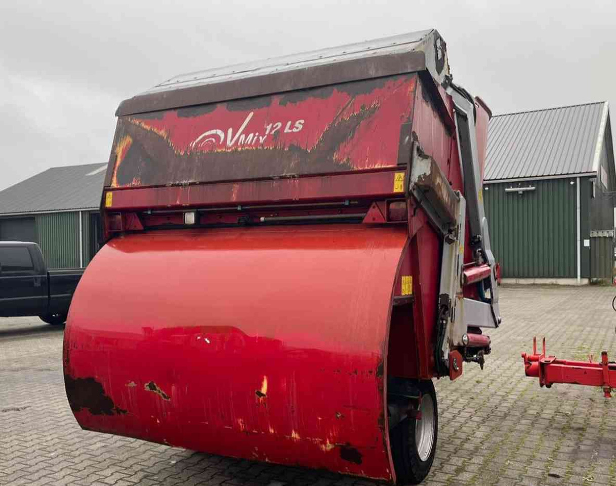 BVL V-Mix 12 LS Voermengwagen Voermachines - Fullfoderblandare: bild 5 BVL V-Mix 12 LS Voermengwagen Voermachines - Fullfoderblandare: bild 5