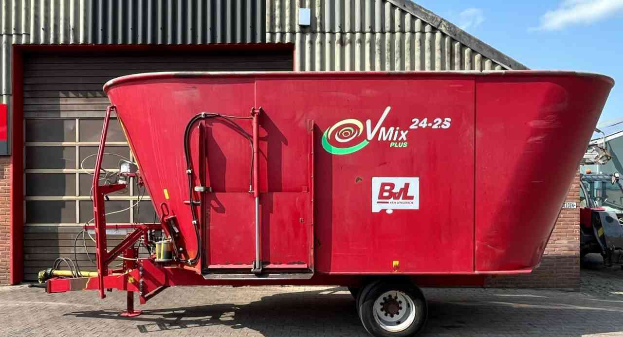 BVL V-Mix 24-2S Voermengwagen voermachines - Fullfoderblandare: bild 1 BVL V-Mix 24-2S Voermengwagen voermachines - Fullfoderblandare: bild 1