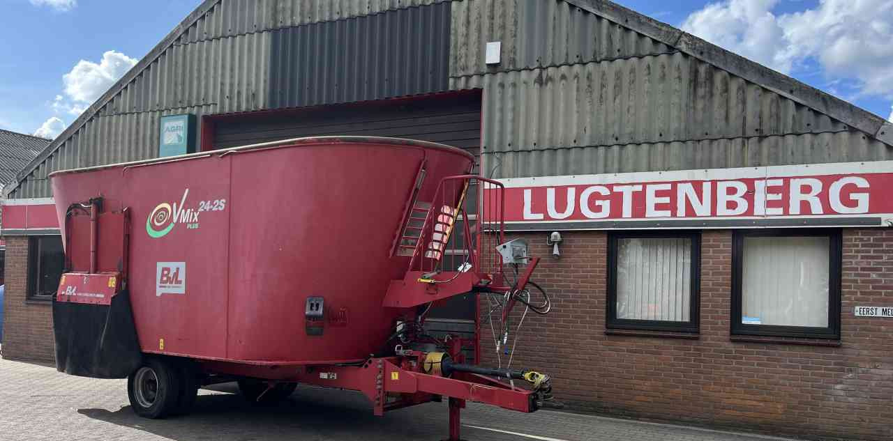 BVL V-Mix 24-2S Voermengwagen voermachines - Fullfoderblandare: bild 1 BVL V-Mix 24-2S Voermengwagen voermachines - Fullfoderblandare: bild 1