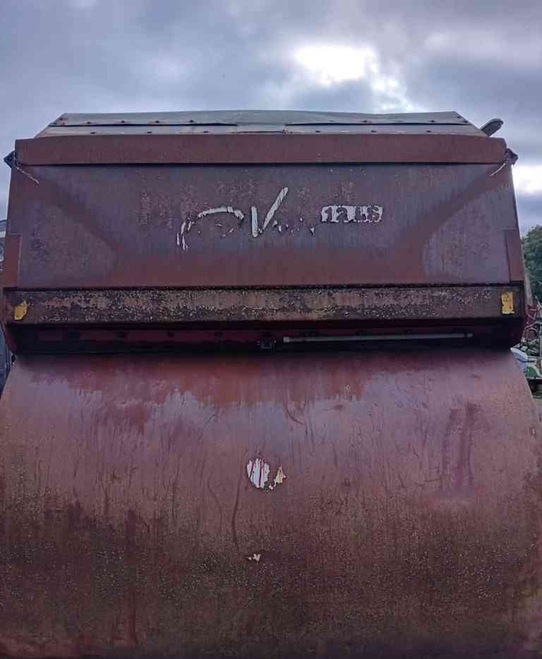 BVL V-Mix Plus 12 LS voermengwagen voermachines - Fullfoderblandare: bild 4 BVL V-Mix Plus 12 LS voermengwagen voermachines - Fullfoderblandare: bild 4