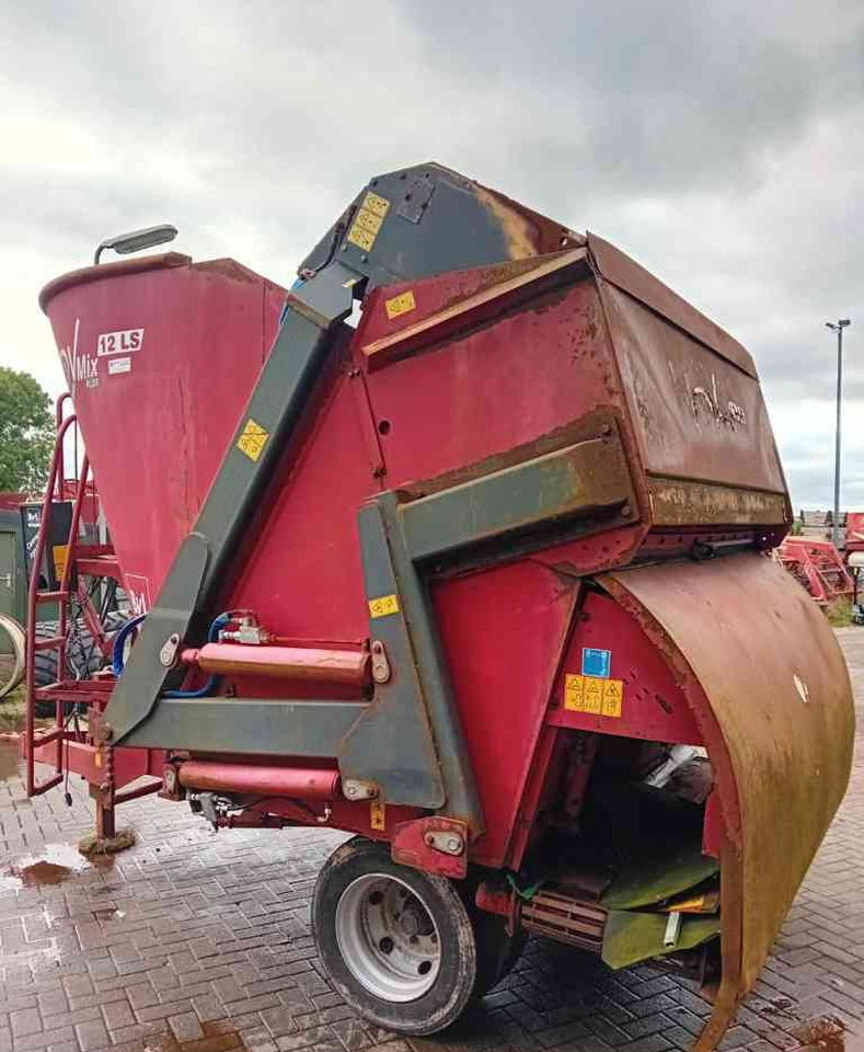 BVL V-Mix Plus 12 LS voermengwagen voermachines - Fullfoderblandare: bild 5 BVL V-Mix Plus 12 LS voermengwagen voermachines - Fullfoderblandare: bild 5