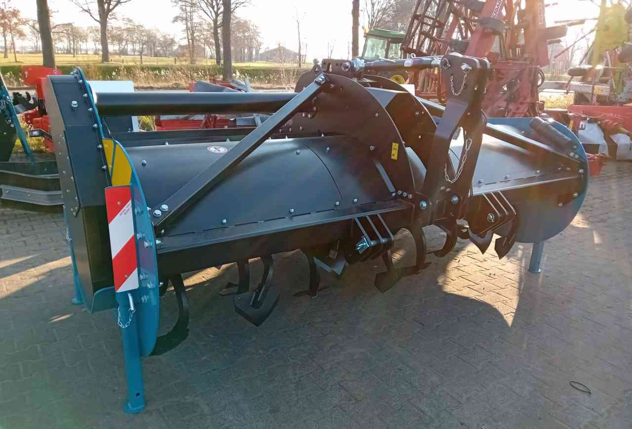 Imants 38SX spitmachine - Maskin för jordbearbetning: bild 2 Imants 38SX spitmachine - Maskin för jordbearbetning: bild 2