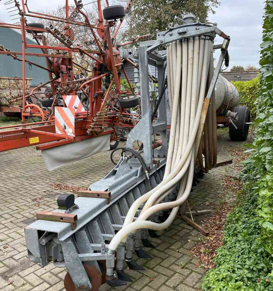 Jako ZBM 480 Zodebemester graslandbemester injecteur mestverwerking - Jord injektor: bild 3 Jako ZBM 480 Zodebemester graslandbemester injecteur mestverwerking - Jord injektor: bild 3