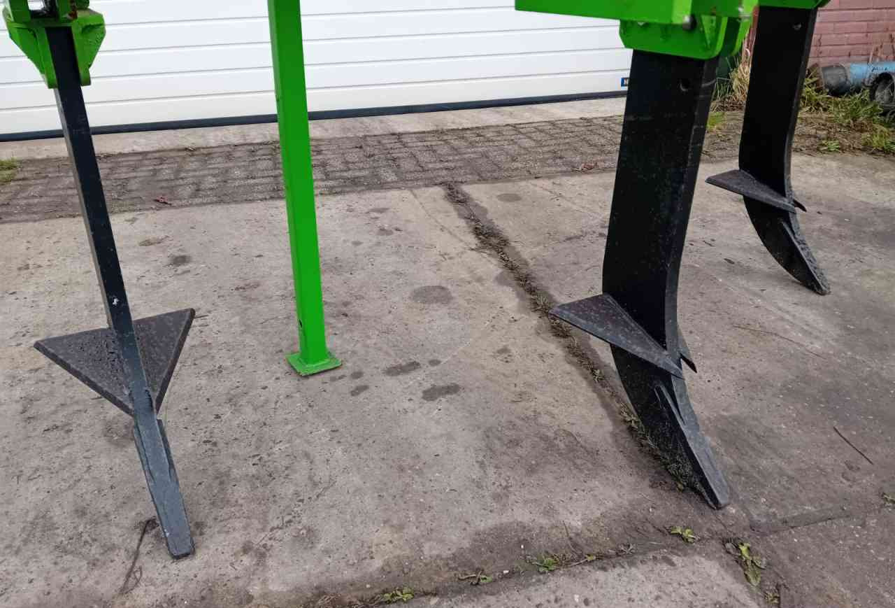 STP GL3 woelpoot, diepwoeler, grondbewerking - Kultivator: bild 4 STP GL3 woelpoot, diepwoeler, grondbewerking - Kultivator: bild 4