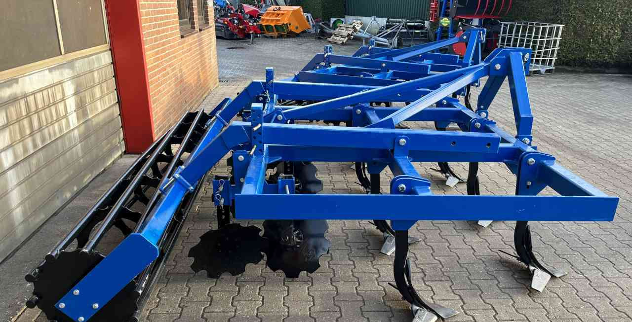 STP RKW 3 Vleugelschaar cultivator pakkerrol grondbewerking - Kultivator: bild 5 STP RKW 3 Vleugelschaar cultivator pakkerrol grondbewerking - Kultivator: bild 5