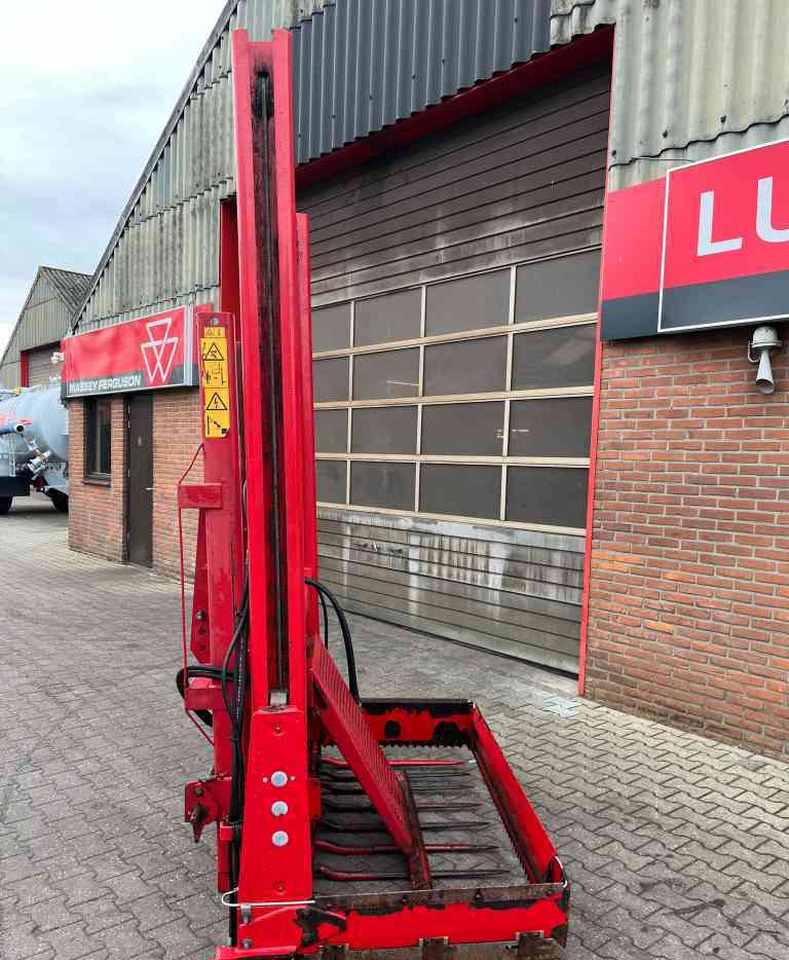 Trioliet TU195 Kuilvoersnijder kuilsnijder hefmast voermachines - Utrustning för ensilage: bild 5 Trioliet TU195 Kuilvoersnijder kuilsnijder hefmast voermachines - Utrustning för ensilage: bild 5