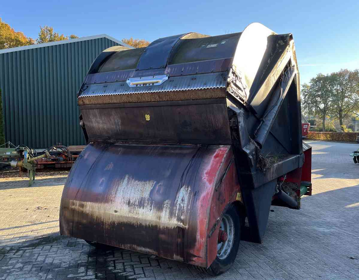 Trioliet Triomix 1200 zelfladende voermengwagen voermachines - Fullfoderblandare: bild 3 Trioliet Triomix 1200 zelfladende voermengwagen voermachines - Fullfoderblandare: bild 3