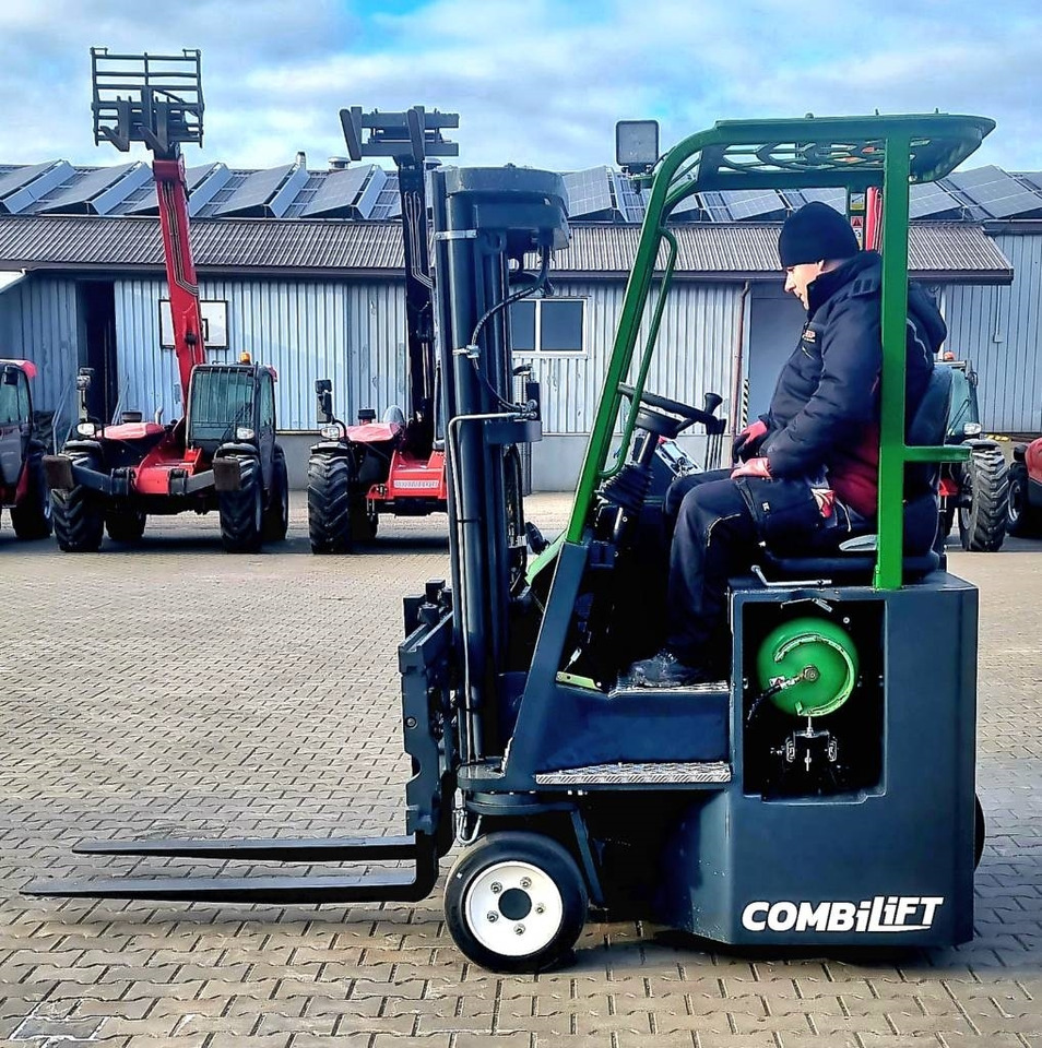 Combilift CB 2500 LPG NEW 2023 - SALE ! - 4-vägstruck: bild 3 Combilift CB 2500 LPG NEW 2023 - SALE ! - 4-vägstruck: bild 3