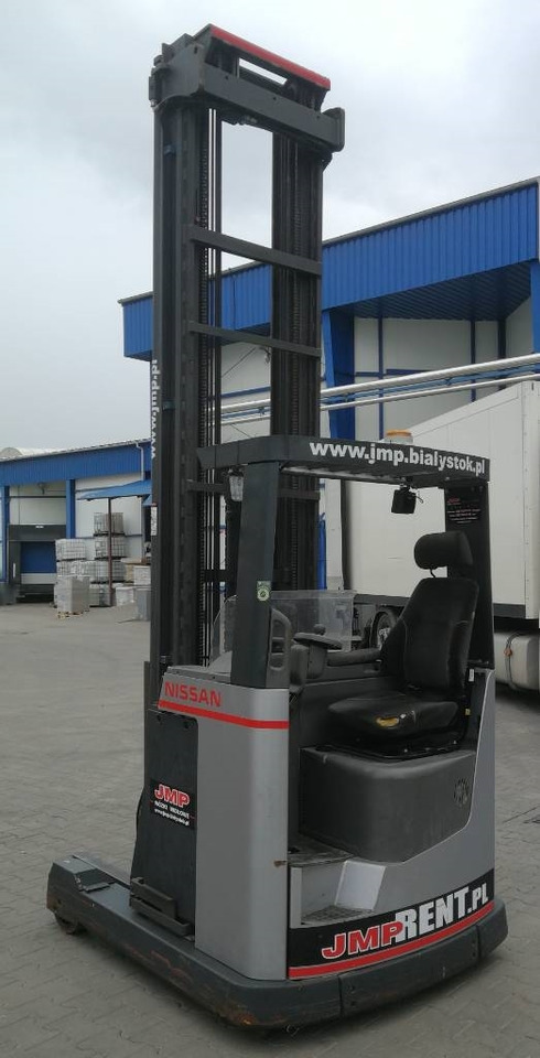 Nissan UHS 141 DTFVXF960  - Skjutstativtruck: bild 1 Nissan UHS 141 DTFVXF960  - Skjutstativtruck: bild 1