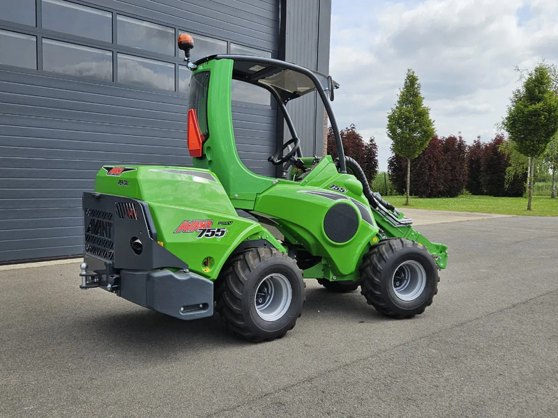 Avant 755i Rental mini-shovel - Kompakt bandlastare: bild 4 Avant 755i Rental mini-shovel - Kompakt bandlastare: bild 4