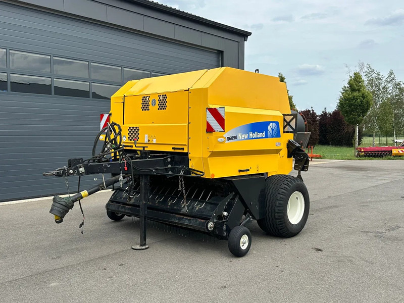 New Holland BR6090 balenpers - Rundbalspress: bild 3 New Holland BR6090 balenpers - Rundbalspress: bild 3