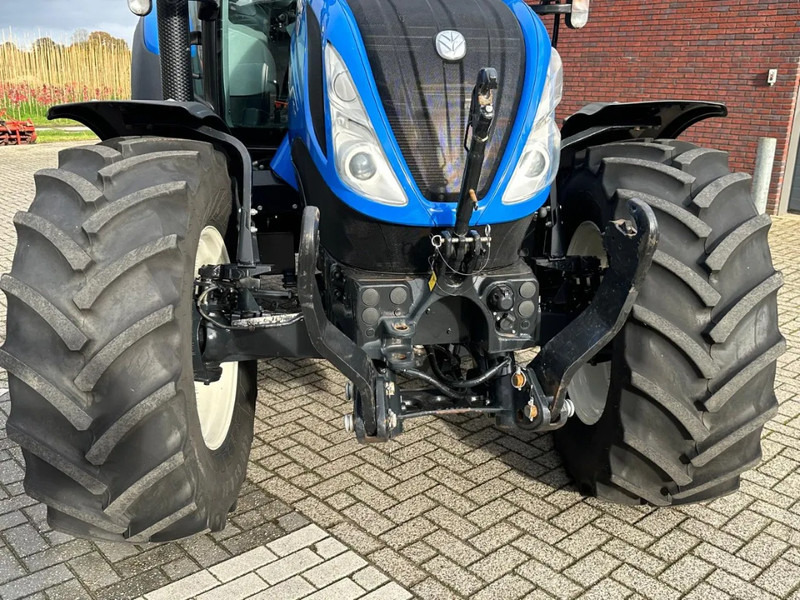 New Holland T5.140 Autocommand - Traktor: bild 5 New Holland T5.140 Autocommand - Traktor: bild 5
