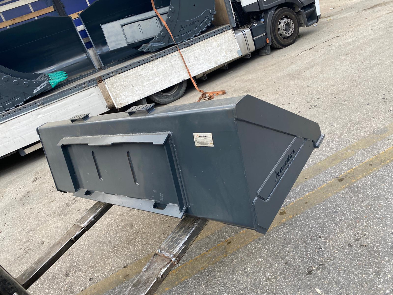 JCB 300 - Lastarskopa för Byggmaskiner: bild 2 JCB 300 - Lastarskopa för Byggmaskiner: bild 2