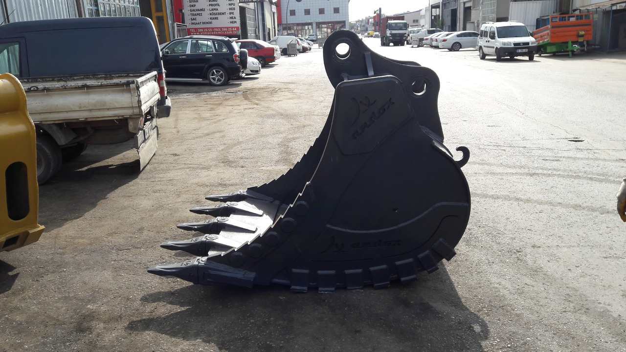 KOMATSU - Grävmaskinsskopa för Byggmaskiner: bild 2 KOMATSU - Grävmaskinsskopa för Byggmaskiner: bild 2