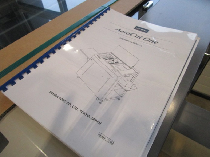 AUTOMATISCHES SCHNEIDSYSTEM UCHIDA AEROCUT ONE - Pappersskärmaskin: bild 5 AUTOMATISCHES SCHNEIDSYSTEM UCHIDA AEROCUT ONE - Pappersskärmaskin: bild 5