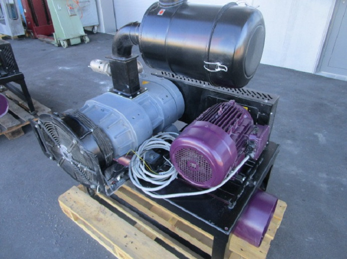 BARRATI VAKUUMPUMPE MIT GESTELL MIT ANSAUGFILTER UND SCHALLDÄMPFER - Förpackningsmaskin: bild 3 BARRATI VAKUUMPUMPE MIT GESTELL MIT ANSAUGFILTER UND SCHALLDÄMPFER - Förpackningsmaskin: bild 3