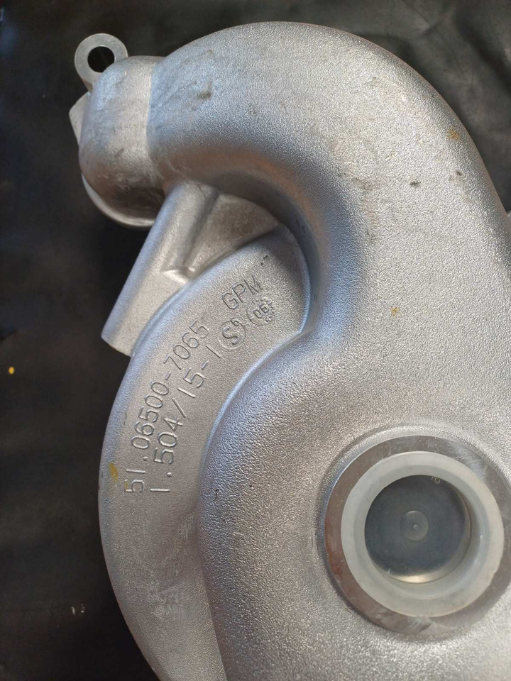 MAN OE - Kylvätskepump: bild 3 MAN OE - Kylvätskepump: bild 3