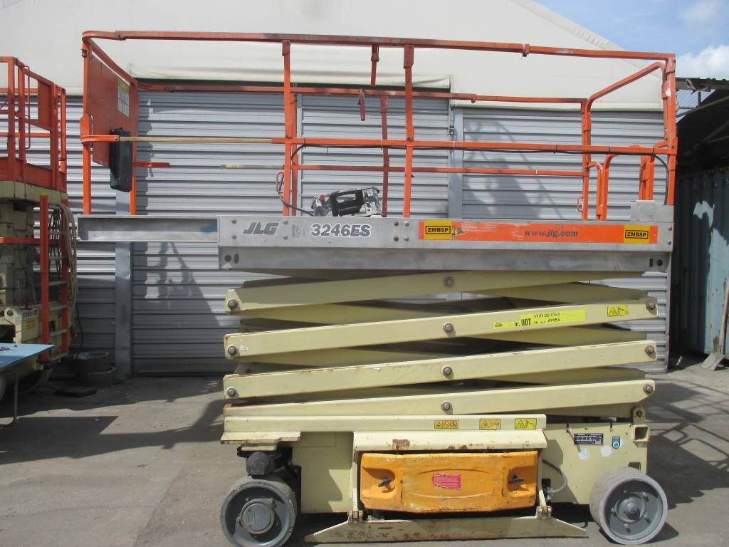JLG 3246 ES - Saxlift: bild 1 JLG 3246 ES - Saxlift: bild 1