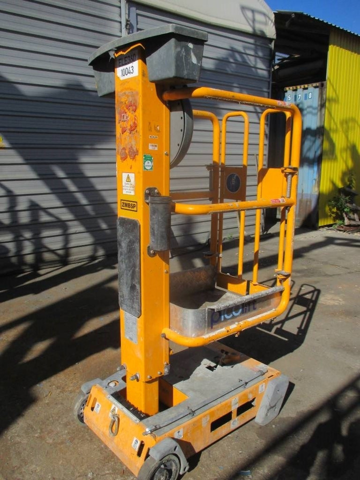 JLG Pecolift  - Pelarlift: bild 2 JLG Pecolift  - Pelarlift: bild 2