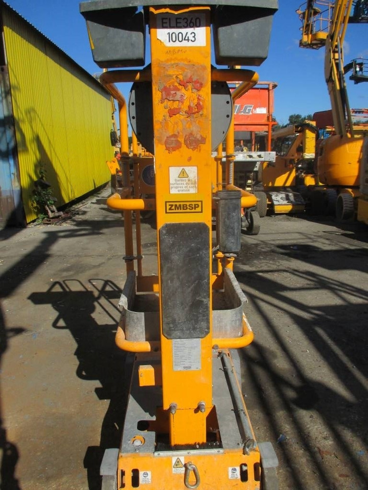 JLG Pecolift  - Pelarlift: bild 3 JLG Pecolift  - Pelarlift: bild 3
