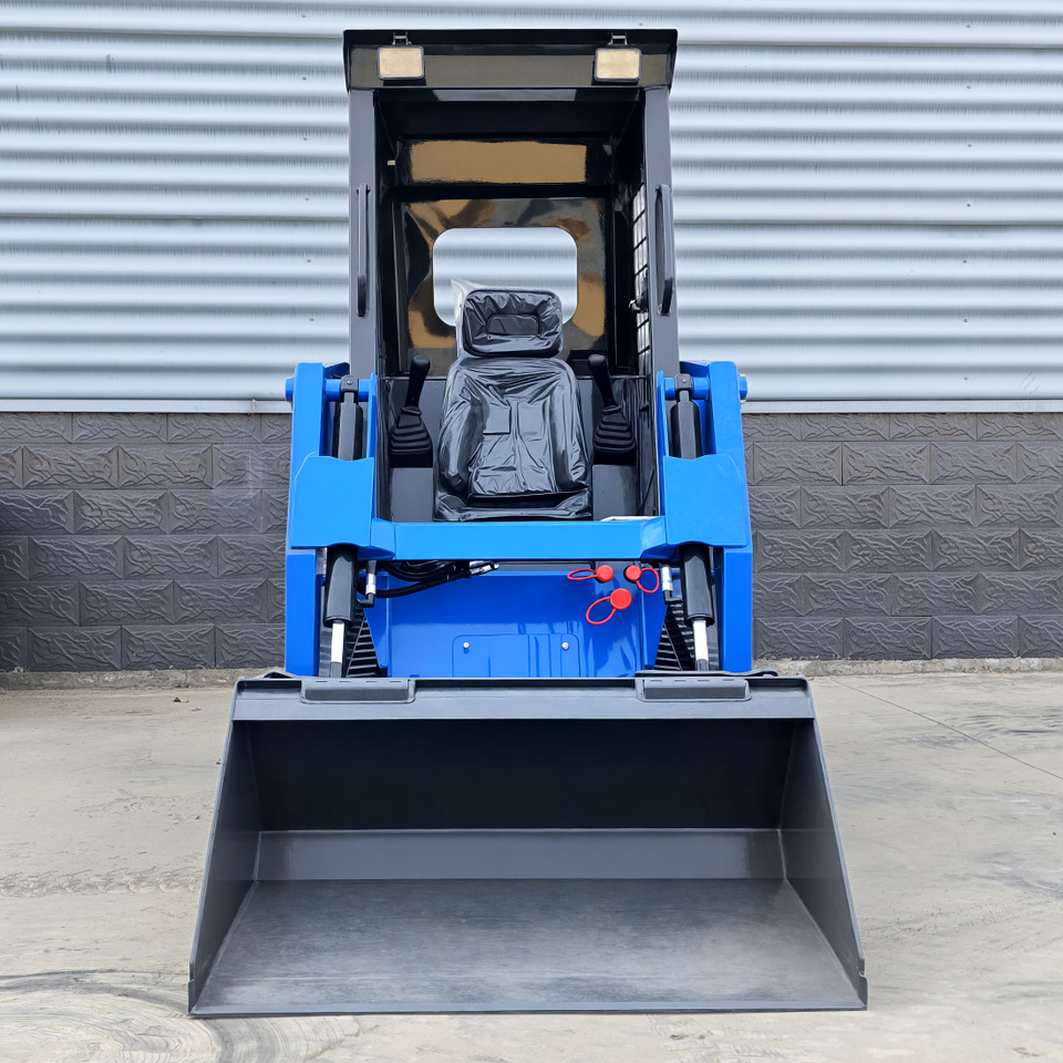 LEZUM LA670 Mini Small Skid Steer Loader Compact Track Diesel Mini Skid Steer Loader For Sale With Small Mini Skid Steer Attachments 4 In 1 Bucket - Kompaktlastare/ Slirstyrda lastare: bild 2 LEZUM LA670 Mini Small Skid Steer Loader Compact Track Diesel Mini Skid Steer Loader For Sale With Small Mini Skid Steer Attachments 4 In 1 Bucket - Kompaktlastare/ Slirstyrda lastare: bild 2