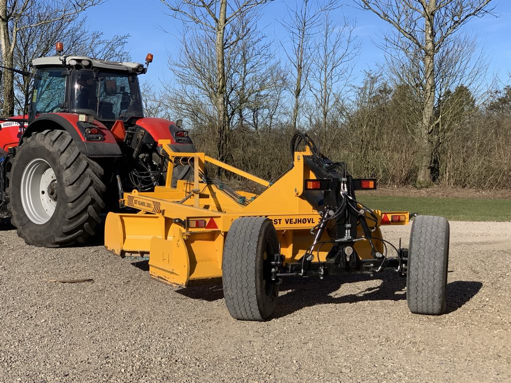 GST 3000 Gravel Road planere GST 3000 Vejhøvl - Schaktvagn: bild 2 GST 3000 Gravel Road planere GST 3000 Vejhøvl - Schaktvagn: bild 2