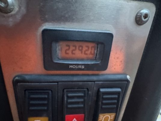 Ausa D1000APG 4X4 Girabenne à 21 500 € HT - Minitippbil: bild 5 Ausa D1000APG 4X4 Girabenne à 21 500 € HT - Minitippbil: bild 5