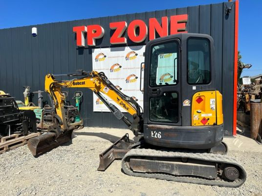 Bobcat E26 Cabine à 20500 € HT - Minigrävmaskin: bild 2 Bobcat E26 Cabine à 20500 € HT - Minigrävmaskin: bild 2