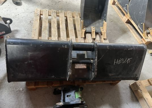 Godet de curage terex - Grävmaskinsskopa: bild 3 Godet de curage terex - Grävmaskinsskopa: bild 3