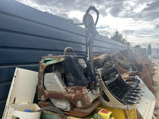 Mikasa Mvh 308 dsz - Vibroplatta: bild 1 Mikasa Mvh 308 dsz - Vibroplatta: bild 1