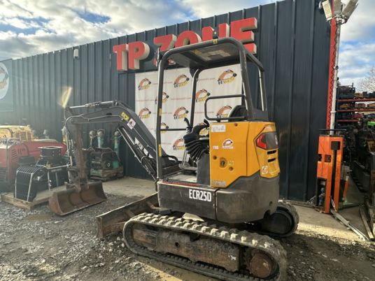 Volvo ECR25D à 22 500 € HT - Minigrävmaskin: bild 4 Volvo ECR25D à 22 500 € HT - Minigrävmaskin: bild 4