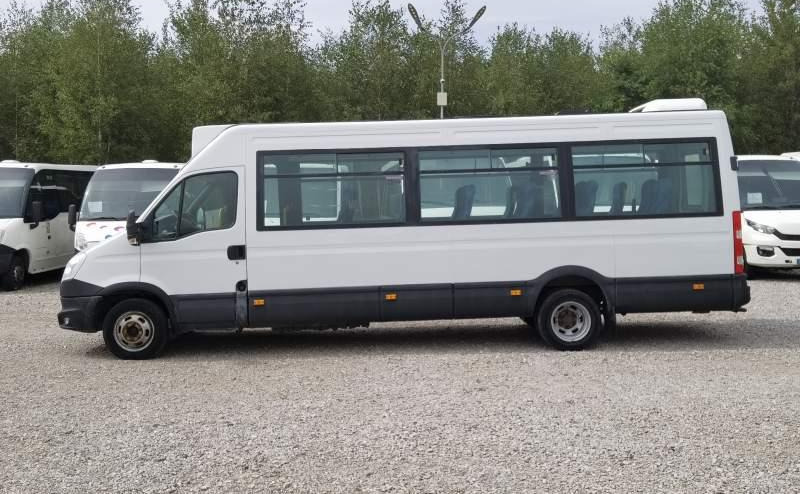 Iveco Daily 23 *NOWY SILNIK* 2 SZTUKI*, klima, winda - Förortsbuss: bild 5 Iveco Daily 23 *NOWY SILNIK* 2 SZTUKI*, klima, winda - Förortsbuss: bild 5