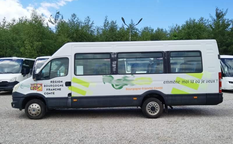 Iveco Daily 23 miejsca, KLIMA, WEBASTO - Minibuss, Persontransport: bild 4 Iveco Daily 23 miejsca, KLIMA, WEBASTO - Minibuss, Persontransport: bild 4