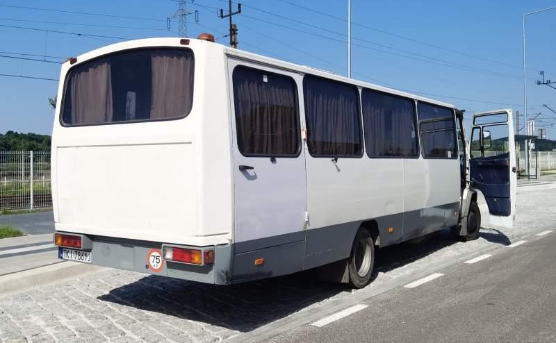 Mercedes-Benz Vario 814D 38+12 - Förortsbuss: bild 4 Mercedes-Benz Vario 814D 38+12 - Förortsbuss: bild 4
