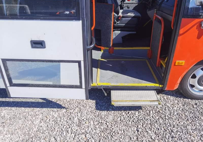 Stadsbuss VW T5 KUTSENITS CITY 17 miejsc siedzących 2013 rok: bild 10