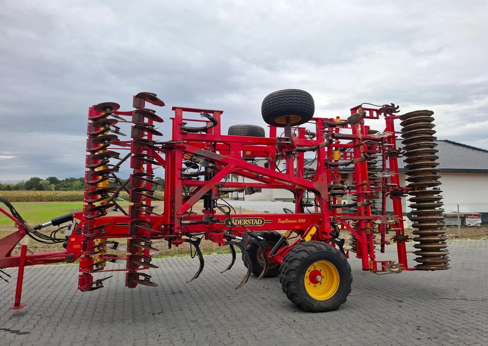 Väderstad TOPDOWN 600 2015 Rok, Nie Malowany , Stan Bardzo Dobry - Maskin för jordbearbetning: bild 1 Väderstad TOPDOWN 600 2015 Rok, Nie Malowany , Stan Bardzo Dobry - Maskin för jordbearbetning: bild 1