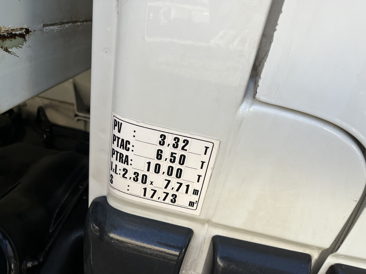 Renault Mascott 2L8 dci 130cv plateau hayon - Flakbil: bild 3 Renault Mascott 2L8 dci 130cv plateau hayon - Flakbil: bild 3