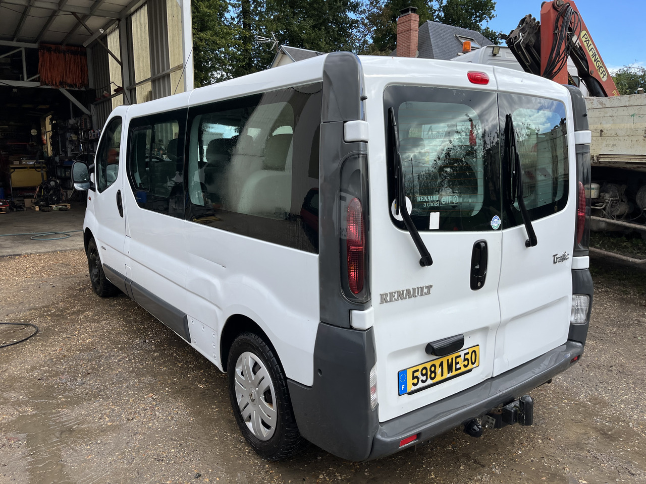 Renault Trafic 1L9 dci 80cv 9 places - Minibuss, Persontransport: bild 4 Renault Trafic 1L9 dci 80cv 9 places - Minibuss, Persontransport: bild 4