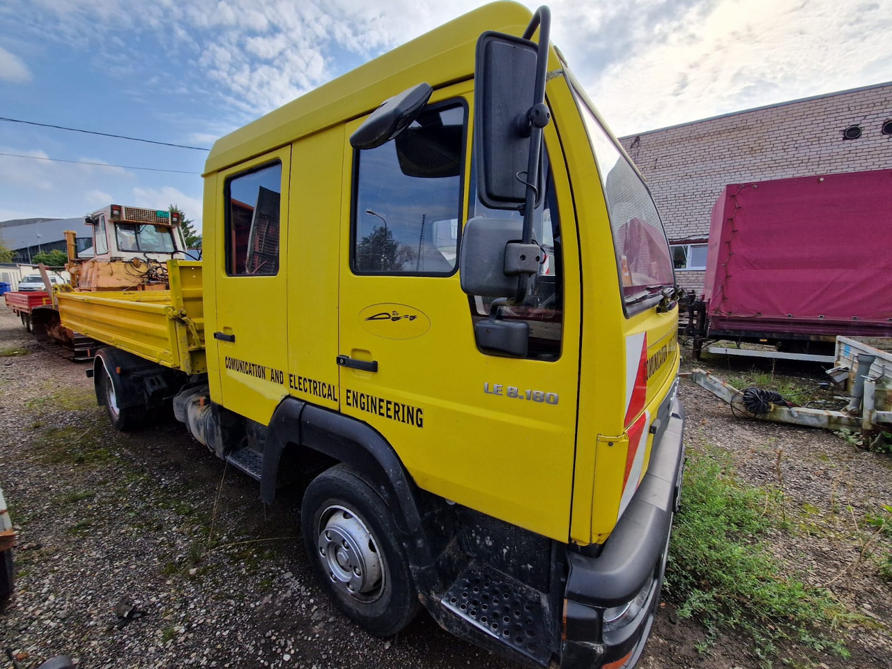 MAN Le 8.180 - Tippbil lastbil: bild 3 MAN Le 8.180 - Tippbil lastbil: bild 3