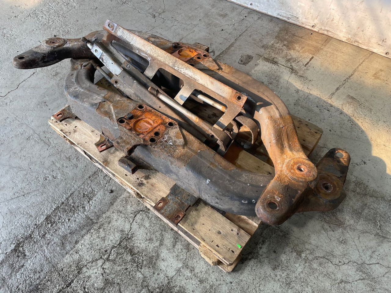 Mercedes-Benz Achsträger Hinterachse Citaro LE Setra A6283200075 A6293203675 - Bakaxel för Buss: bild 5 Mercedes-Benz Achsträger Hinterachse Citaro LE Setra A6283200075 A6293203675 - Bakaxel för Buss: bild 5