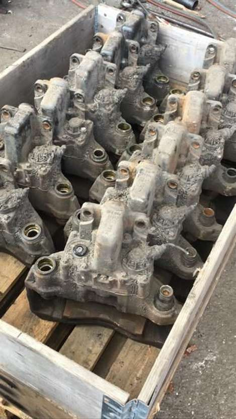 Mercedes-Benz Bremssattel K003800 Citaro Actros MP3 MP2 Axor Knorr SB7 SN7 A0044 - Bromsok för Buss: bild 1 Mercedes-Benz Bremssattel K003800 Citaro Actros MP3 MP2 Axor Knorr SB7 SN7 A0044 - Bromsok för Buss: bild 1