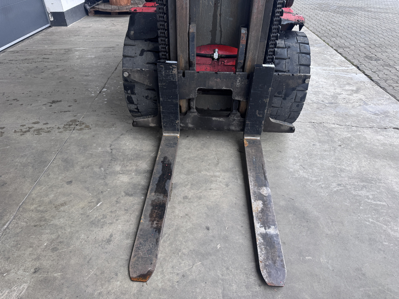 LINDE H 45 D 600 - Dieseltruck: bild 4 LINDE H 45 D 600 - Dieseltruck: bild 4