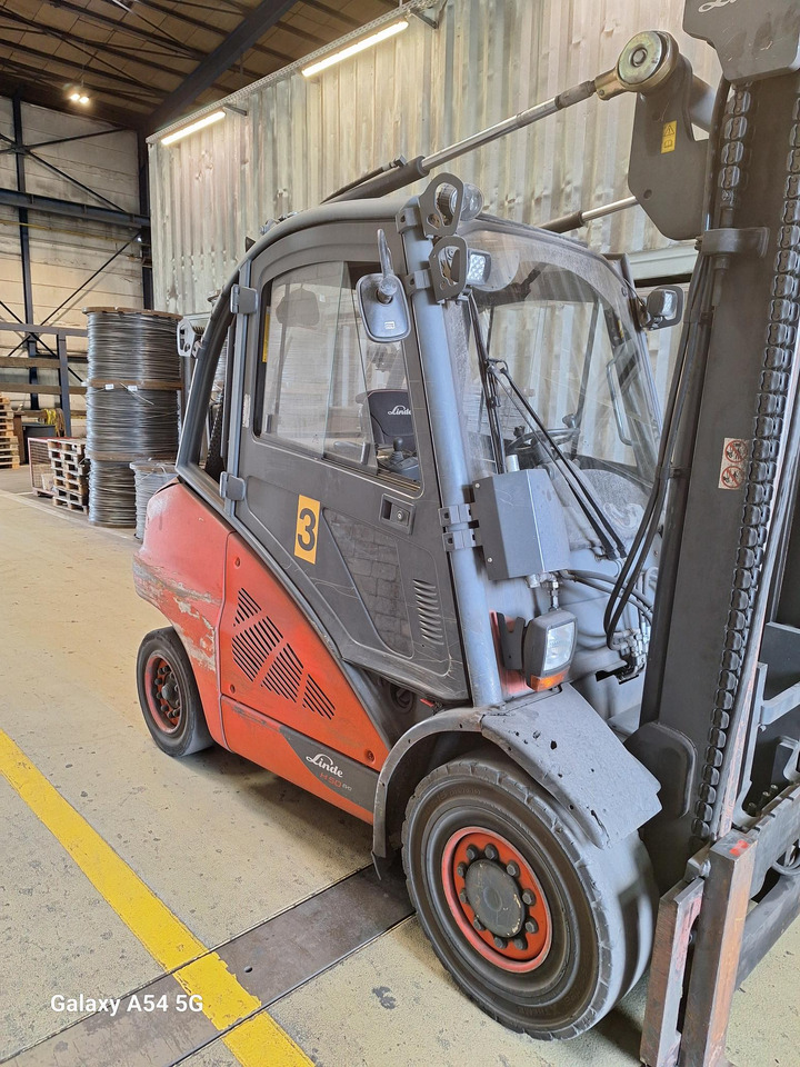 LINDE H 50 D-02 600 - Dieseltruck: bild 2 LINDE H 50 D-02 600 - Dieseltruck: bild 2