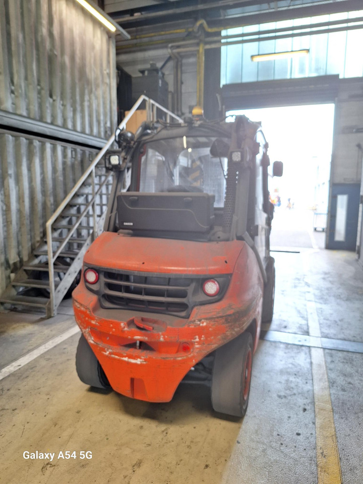 LINDE H 50 D-02 600 - Dieseltruck: bild 3 LINDE H 50 D-02 600 - Dieseltruck: bild 3