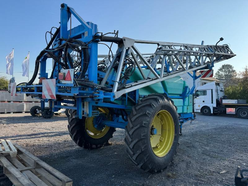 BERTHOUD MAXXOR 40 - Bogserad spruta: bild 3 BERTHOUD MAXXOR 40 - Bogserad spruta: bild 3