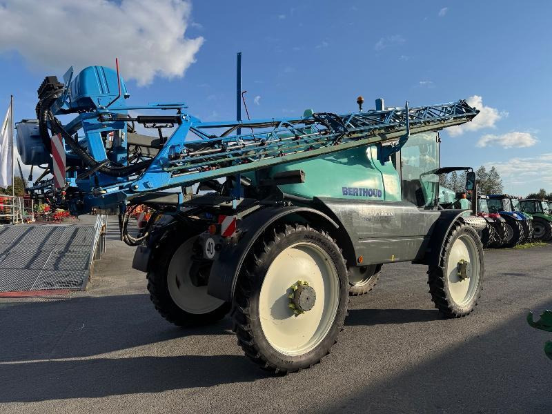 BERTHOUD RAPTOR 3240 - Självgående spruta: bild 3 BERTHOUD RAPTOR 3240 - Självgående spruta: bild 3