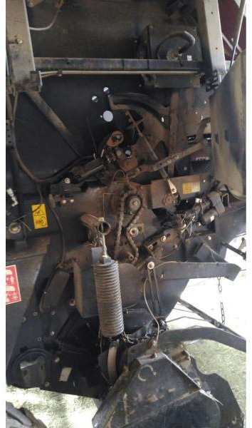 CASE-IH RB464 - Rundbalspress: bild 4 CASE-IH RB464 - Rundbalspress: bild 4