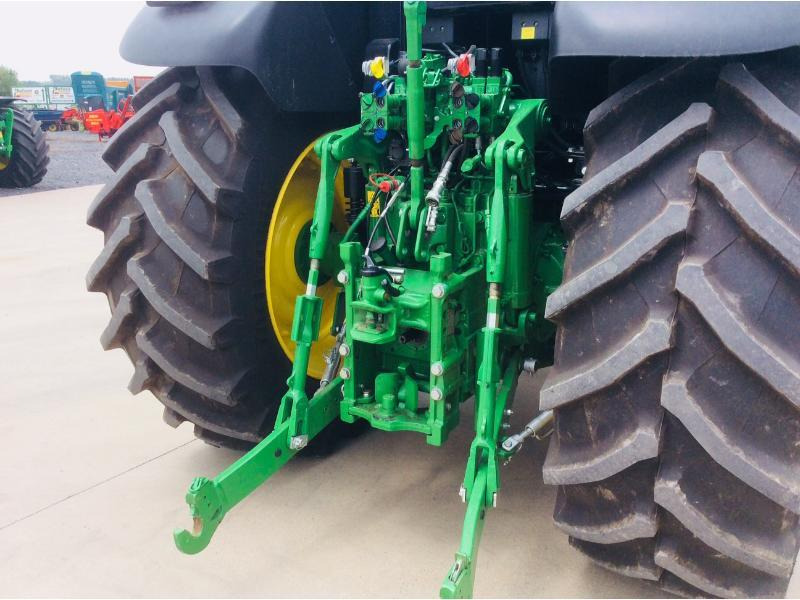 JOHN DEERE 6175M - Traktor: bild 5 JOHN DEERE 6175M - Traktor: bild 5
